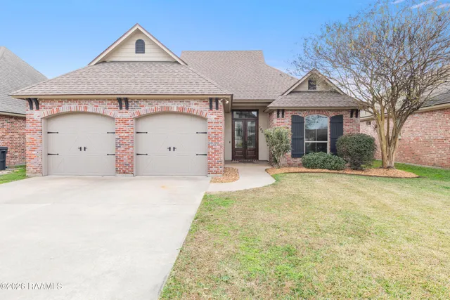 $359,000 | 102 Beethoven, Youngsville, LA 70592