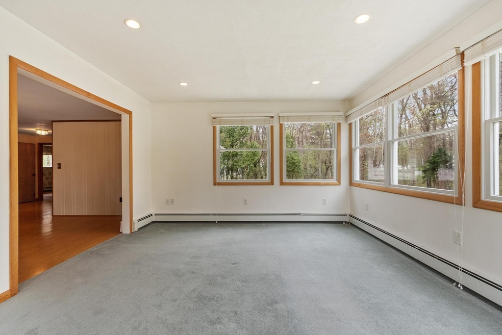108 Lowell Road Pepperell, MA 01463 - Photo 13 of 34