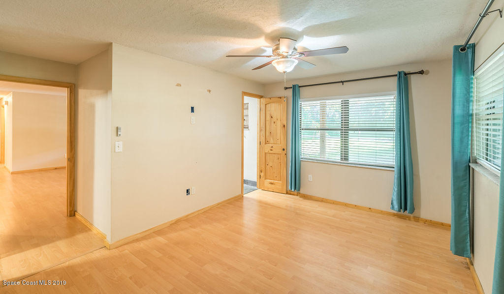 5760 Seminole Street Mims, FL 32754 - Photo 19 of 42 19 - 5760SeminoleSt-19-HDR