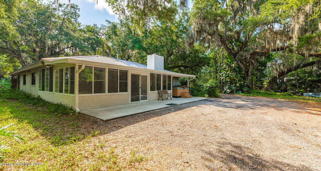 5760 Seminole Street Mims, FL 32754 - Photo 32 of 42 32 - 5760SeminoleSt-142-HDR