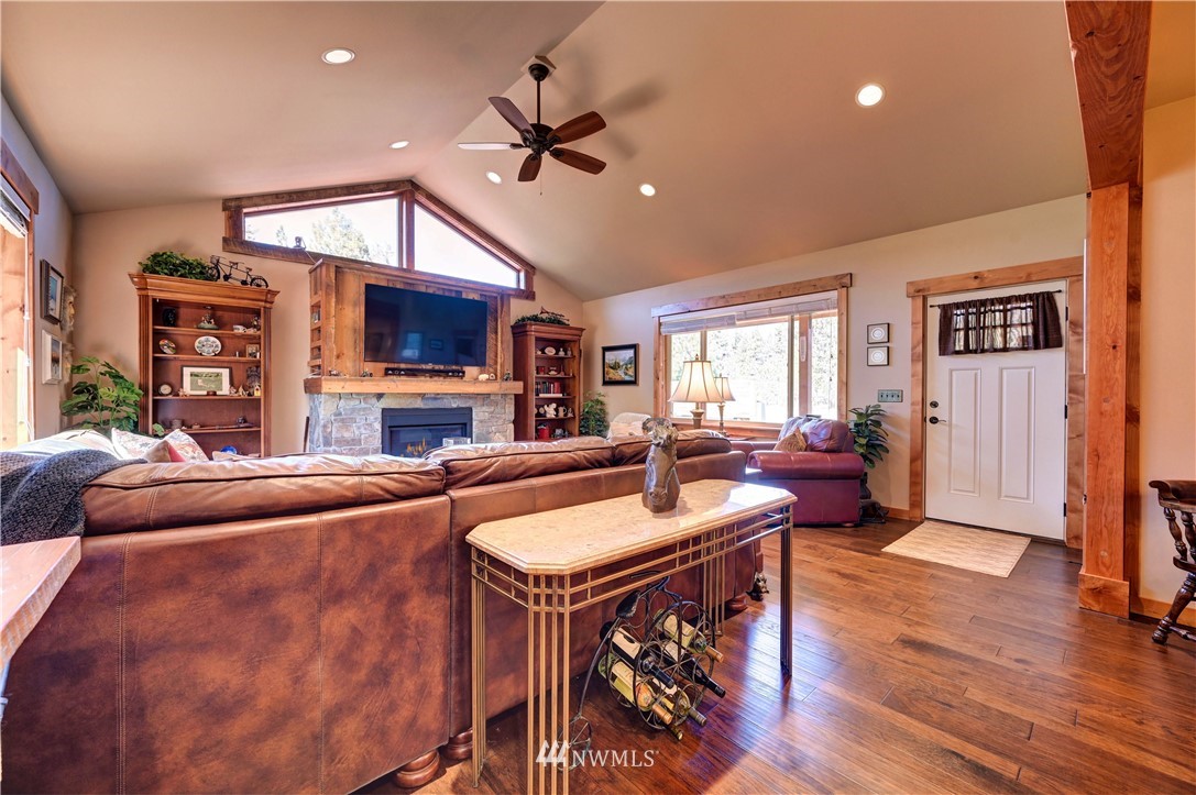 122 Colfax Road Cle Elum, WA 98922 - Photo 7 of 36 Gallery Image 7
