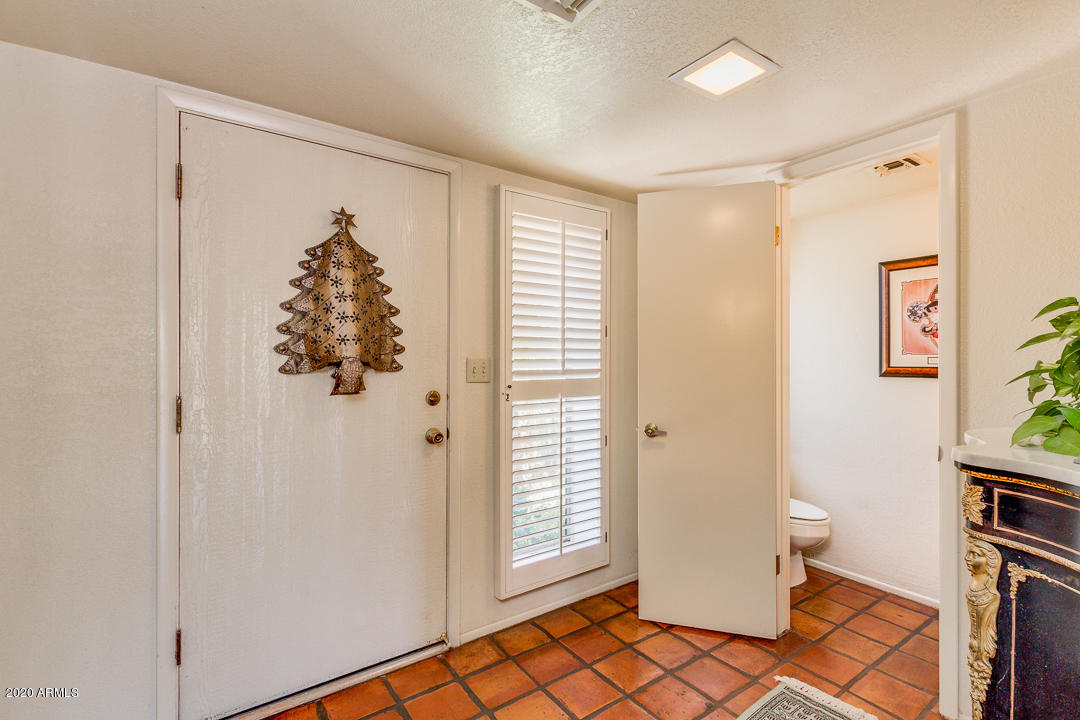 4105 East Bloomfield Road Phoenix, AZ 85032 - Photo 4 of 29 07-Bloomfield