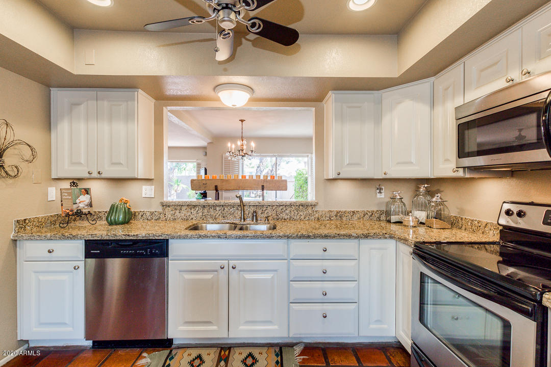 4105 East Bloomfield Road Phoenix, AZ 85032 - Photo 7 of 29 11-Bloomfield