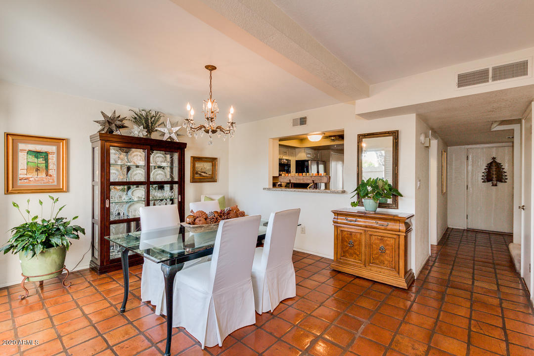 4105 East Bloomfield Road Phoenix, AZ 85032 - Photo 9 of 29 14-Bloomfield