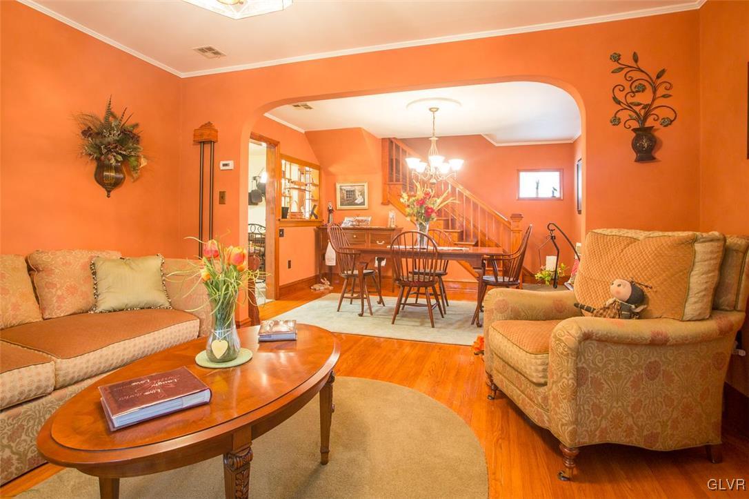 556 Cherry Hill Road Nazareth, PA 18064 - Photo 2 of 33