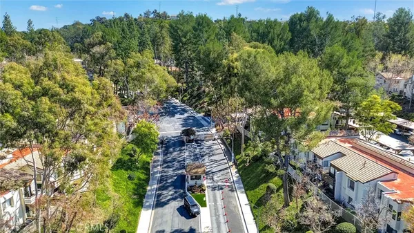 $489,000 | 755 Racquet Club Drive, Unit 476, Diamond Bar, CA 91765