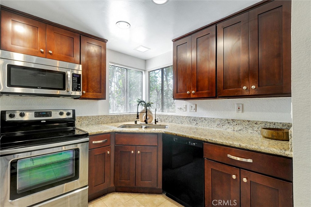 755 Racquet Club Drive, Unit 476 Diamond Bar, CA 91765 - Photo 10 of 30
