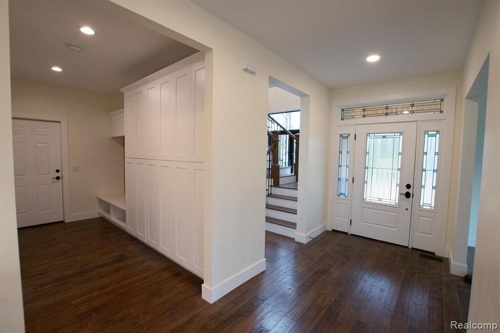 2605 North Hughes Road Howell, MI 48855 - Photo 6 of 33