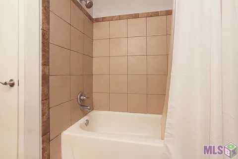 $207,500 | 466 Highland Creek Parkway, Baton Rouge, LA 70808