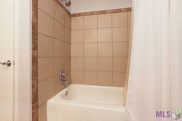 $215,000 | 466 Highland Creek Parkway, Baton Rouge, LA 70808