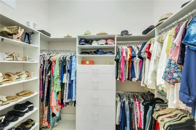 $3,295,000 | 28864 Blaisdell Drive, Naples, FL 34119