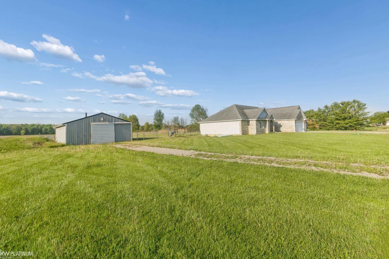 13201 Speaker Road Yale, MI 48097 - Photo 11 of 57