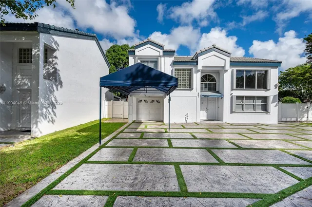 $549,995 | 351 Northeast 211th Street, Miami, FL 33179