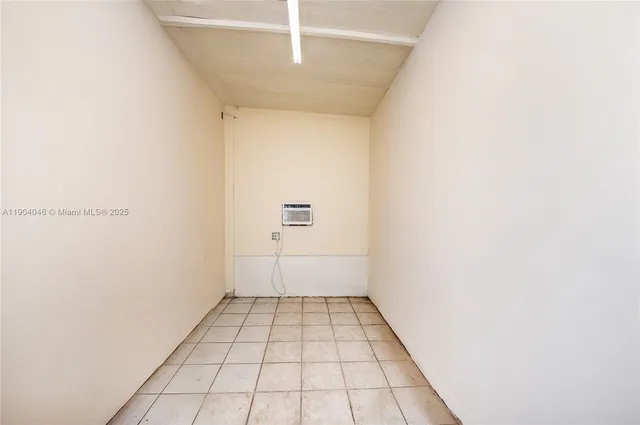 $549,995 | 351 Northeast 211th Street, Miami, FL 33179