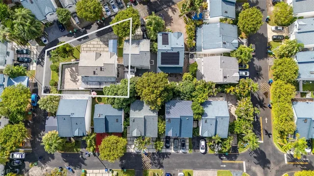 $549,995 | 351 Northeast 211th Street, Miami, FL 33179