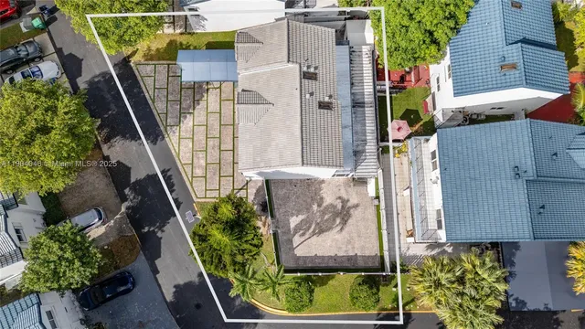 $549,995 | 351 Northeast 211th Street, Miami, FL 33179