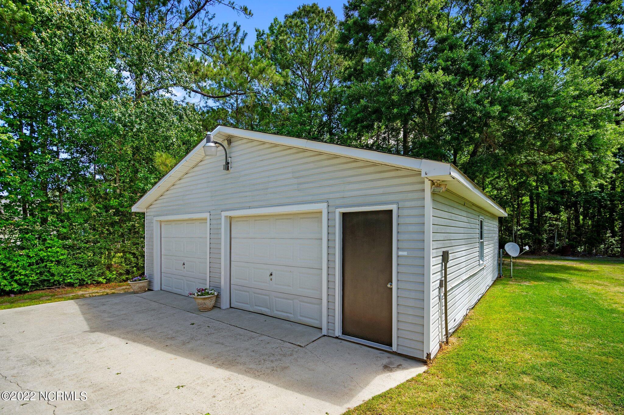 5822 Dekker Road Castle Hayne, NC 28429 - Photo 37 of 59 Oversized Garage
