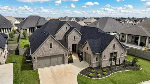 $700,000 | 2012 Gathering Trail, Argyle, TX 76226