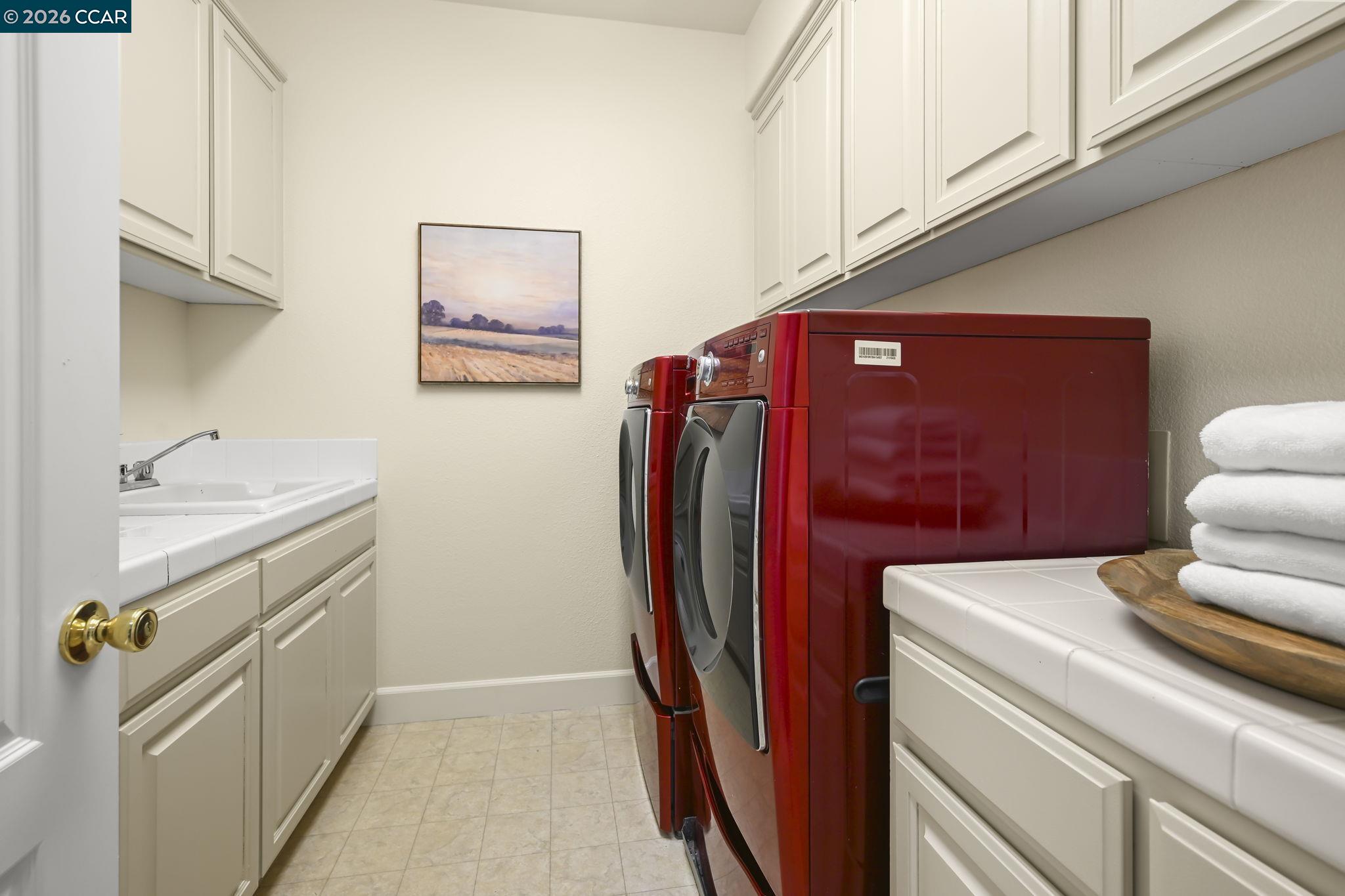 950 Maplegate Court Concord, CA 94521 - Photo 28 of 73