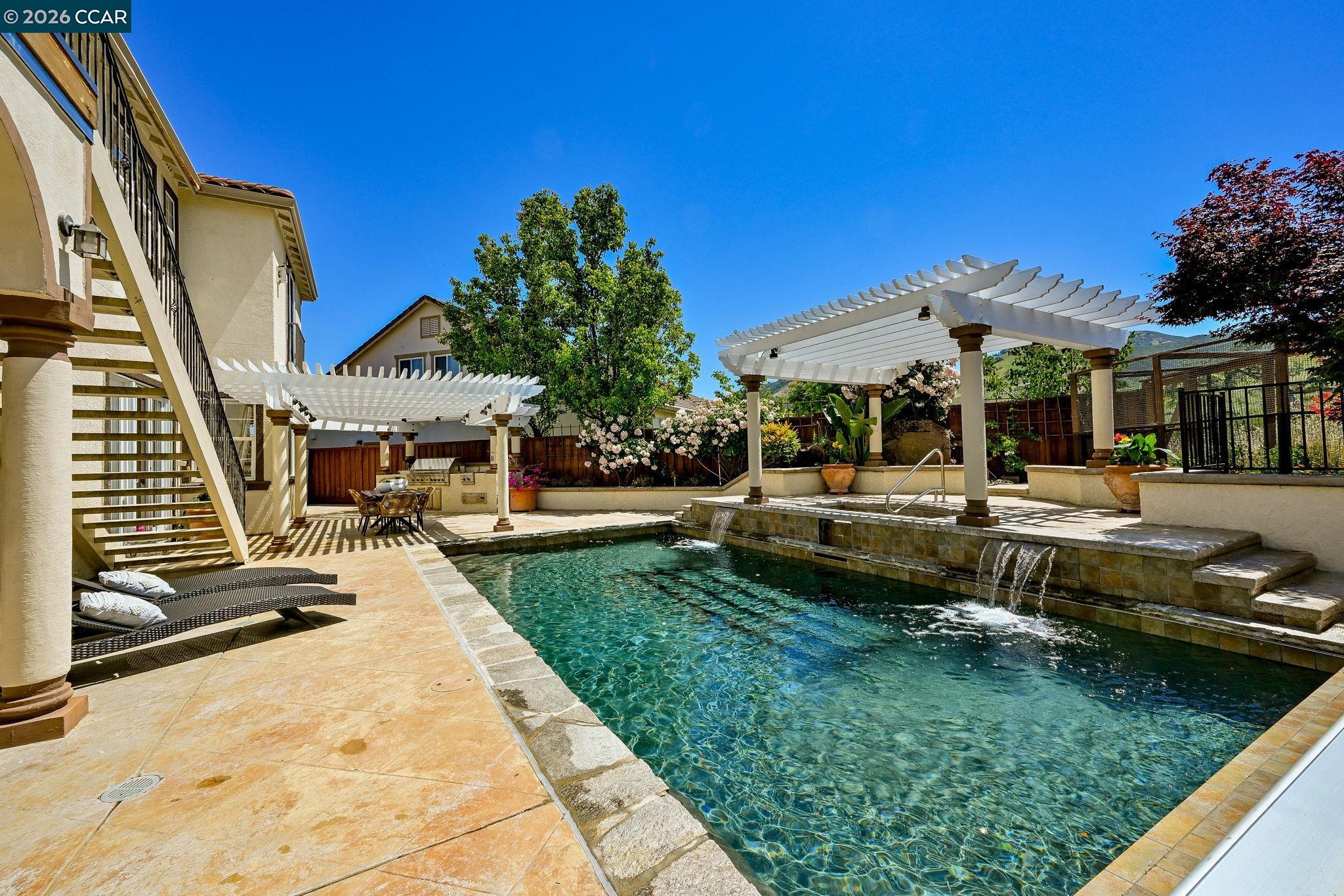950 Maplegate Court Concord, CA 94521 - Photo 40 of 73