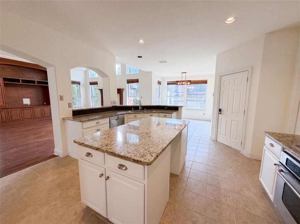 2446 Chesterfield Road Garland, TX 75043 - Photo 11 of 21 Gallery Image 11