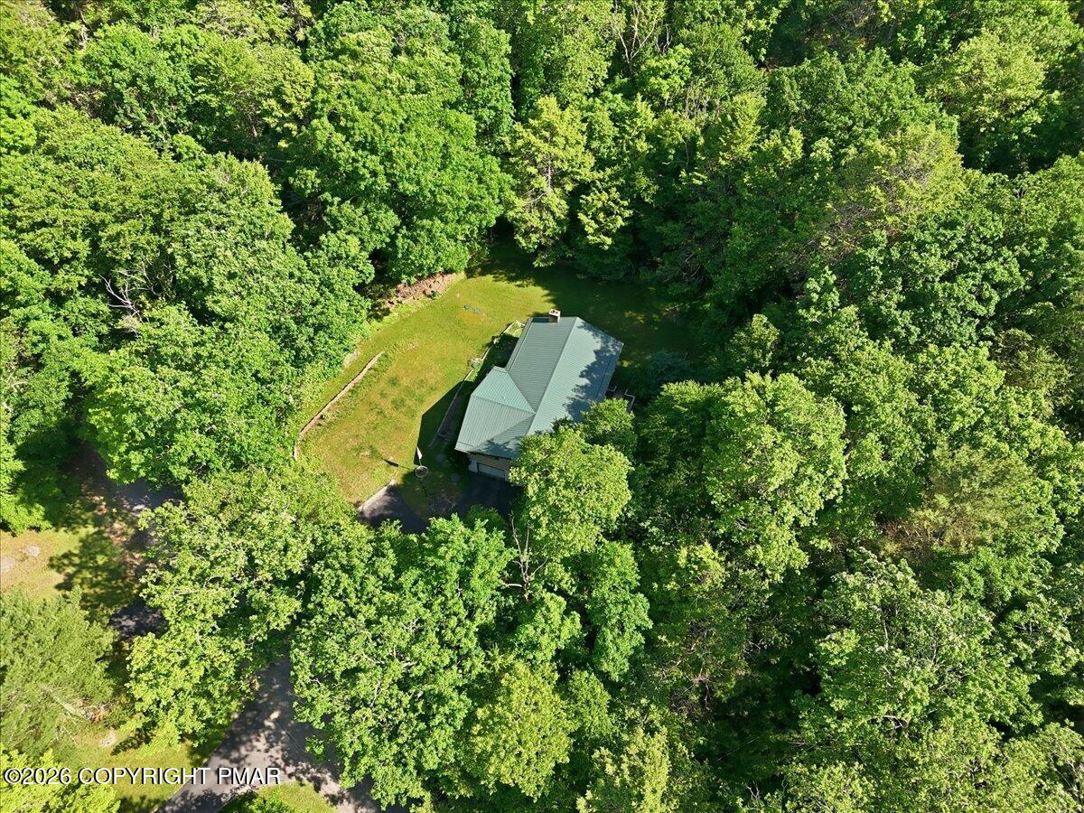 8188 Oak Ridge Lane Cresco, PA 18326 - Photo 48 of 52 62-060_dji_fly_20260609_161046_0587_1781
