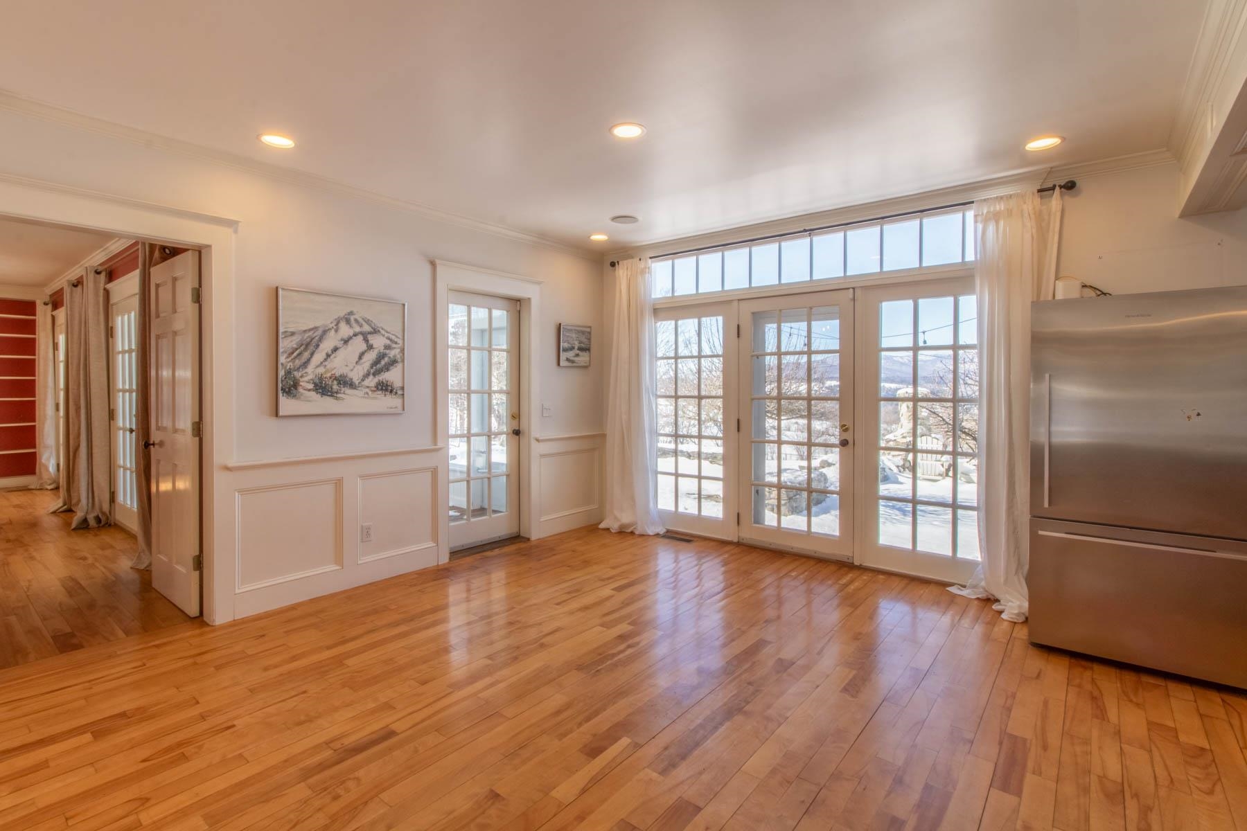 3311 Perry Hill Road Waterbury, VT 05676 - Photo 4 of 40