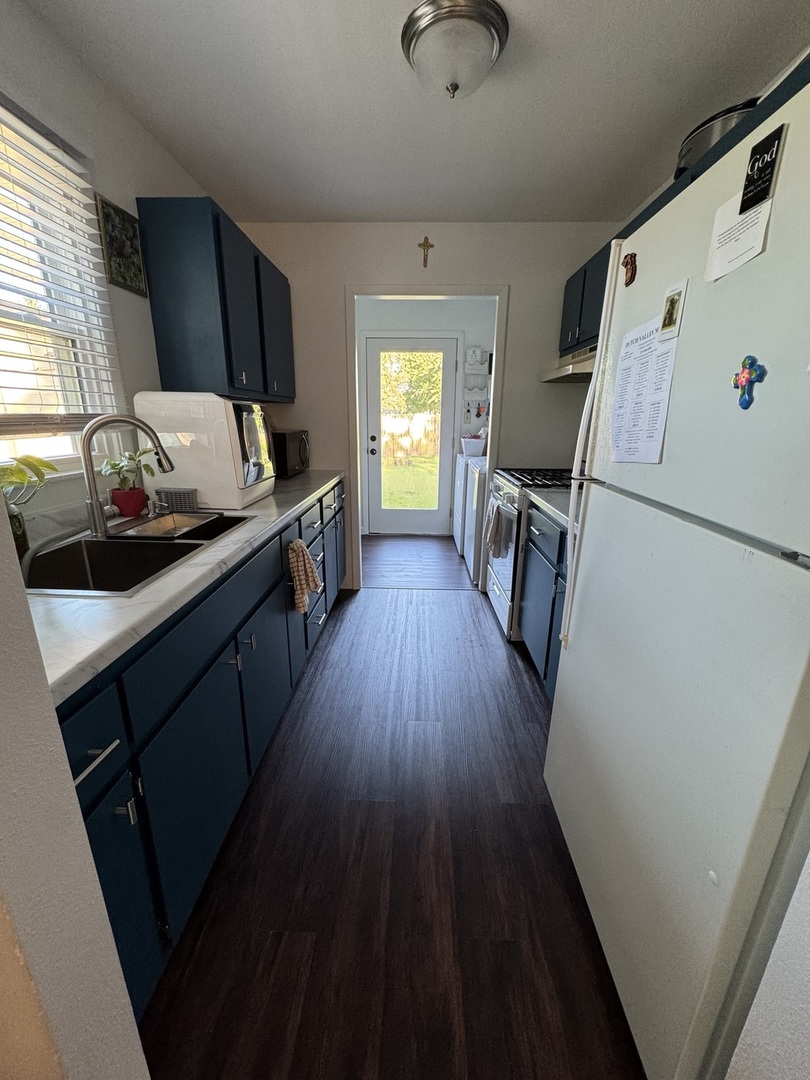 511 North Main Street Atwood, IL 61913 - Photo 9 of 23
