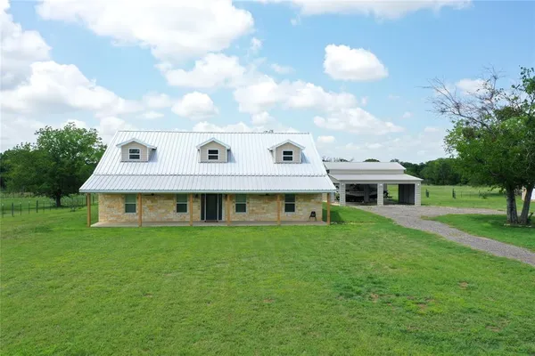 $760,000 | 107 S Highway, Wortham, TX 76693