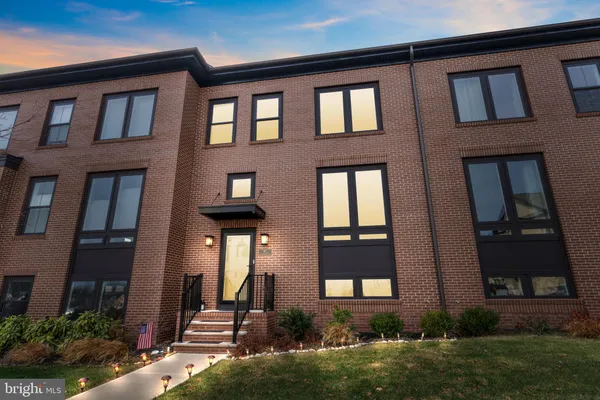 $875,000 | 87 East Hartwick Drive, Skillman, NJ 08558