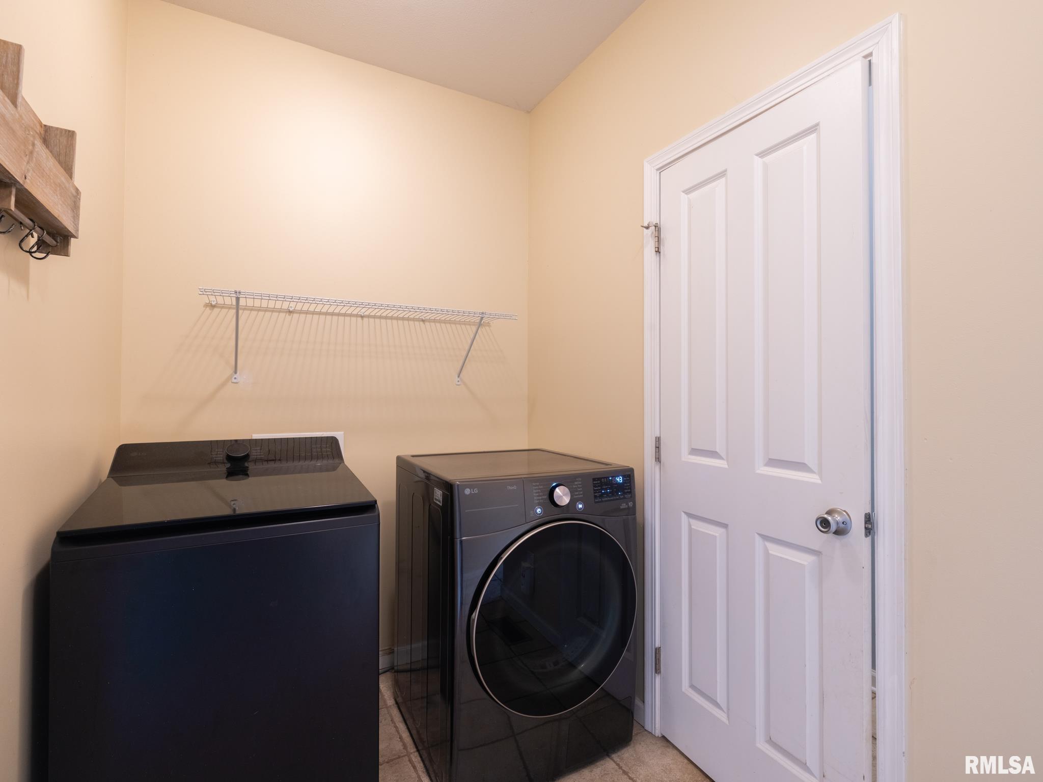 4906 South Sir Lionel Court Mapleton, IL 61547 - Photo 40 of 56