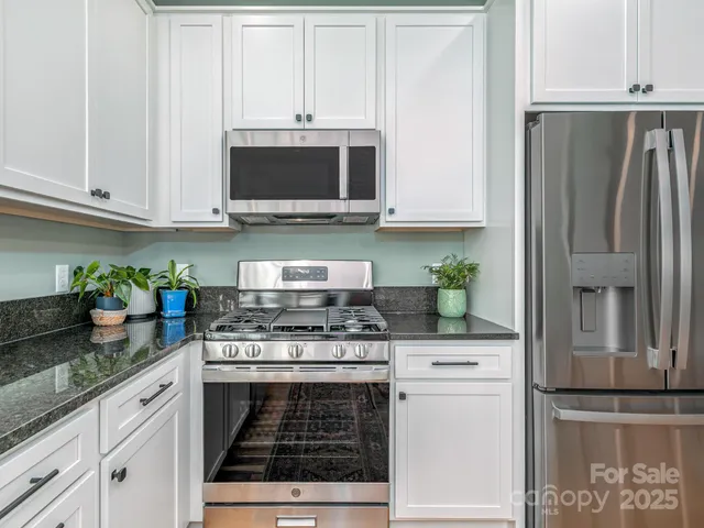 $625,000 | 63 Vandalia Avenue, Asheville, NC 28806