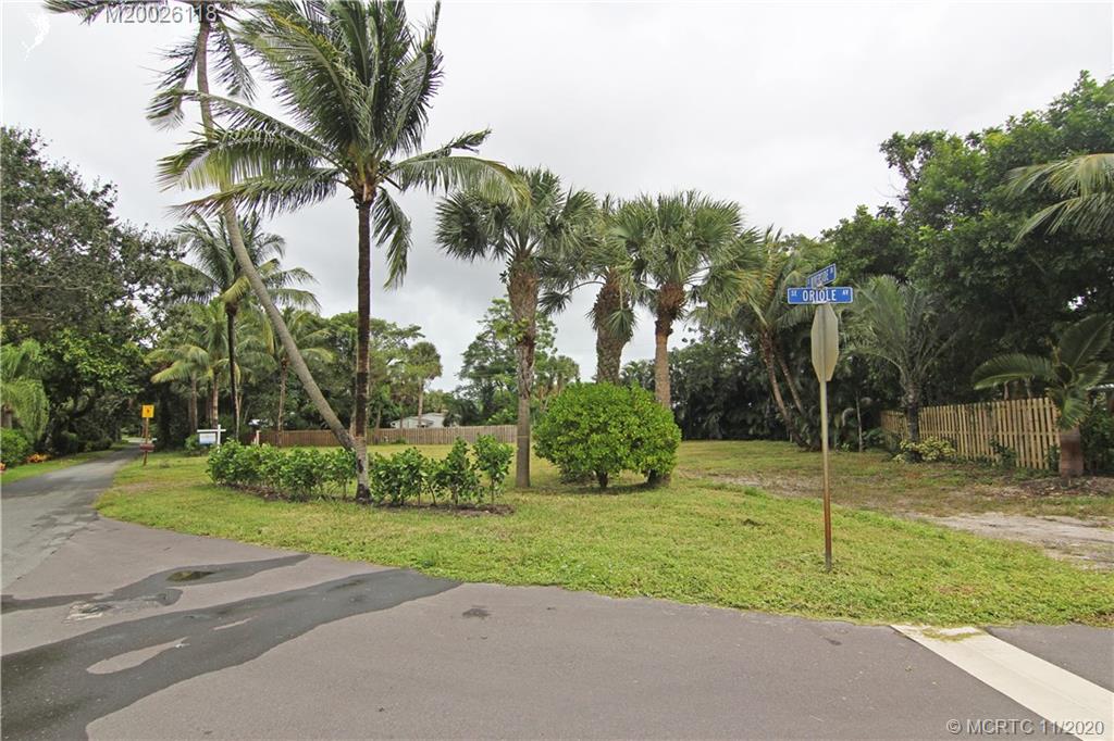 1438 Southeast Riverside Drive Stuart, FL 34996 - Photo 12 of 19 Gallery Image 12