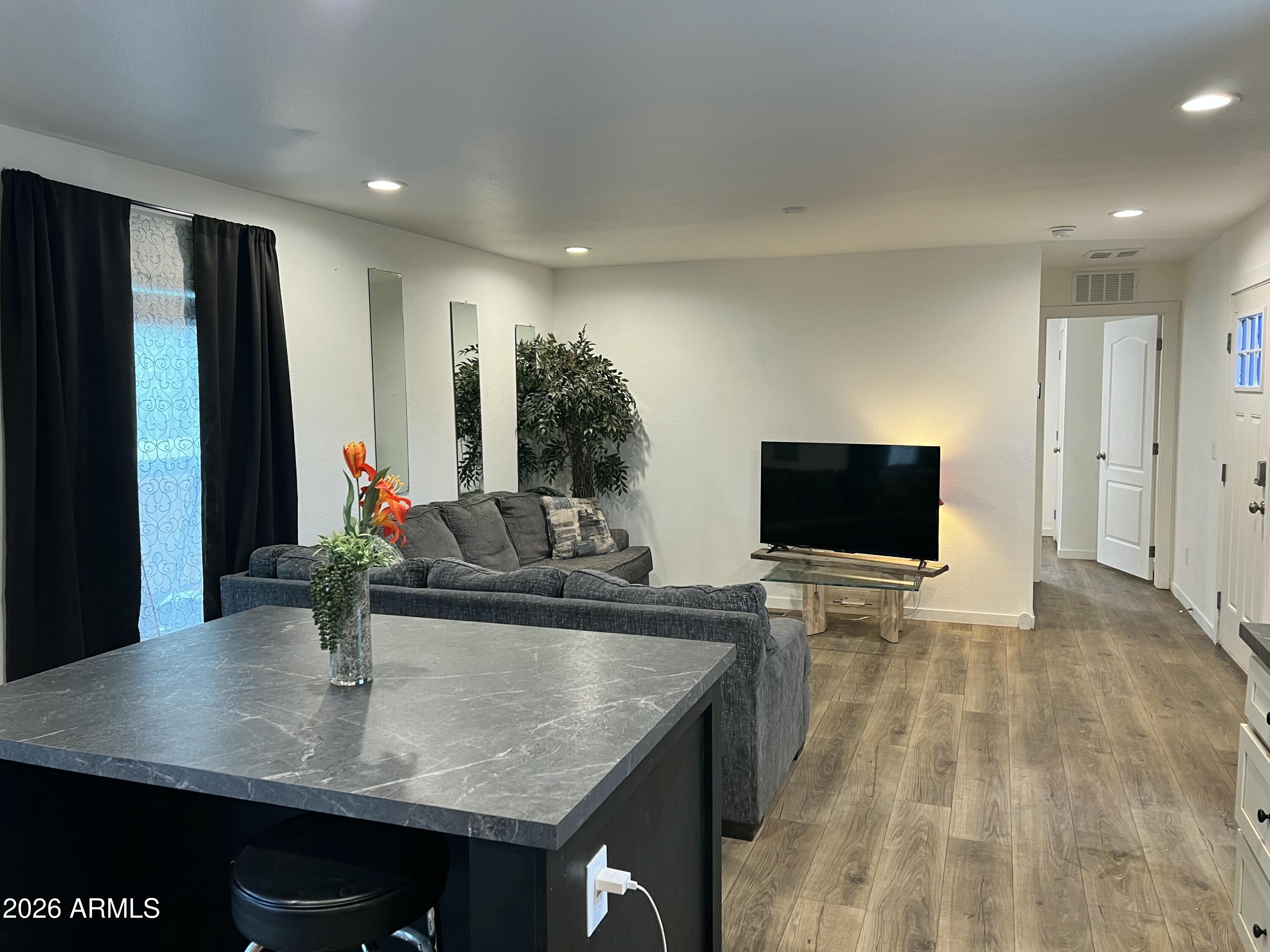 8188 Apache Drive Payson, AZ 85541 - Photo 4 of 24 20260612_204300506_iOS
