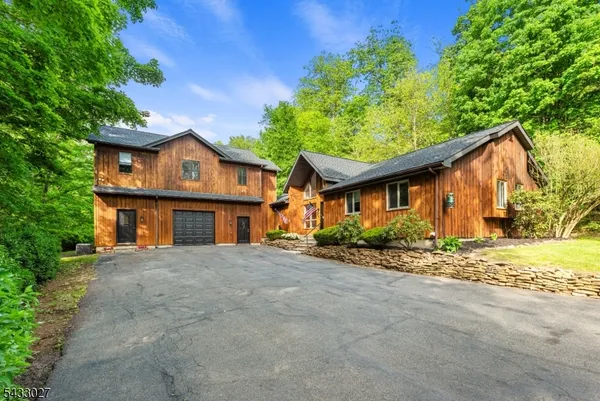 a view of a house with a outdoor space