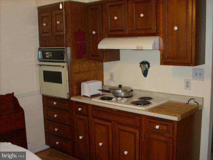 1166 Oldfield Point Road Elkton, MD 21921 - Photo 7 of 19 Kitchen