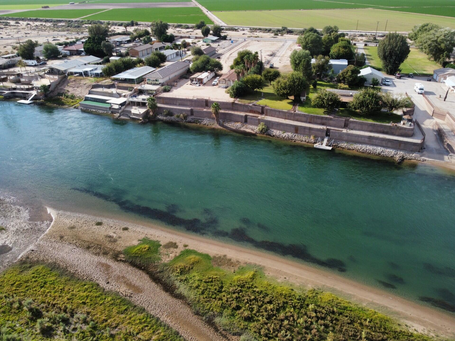 654 Riviera Drive Blythe, CA 92225 - Photo 38 of 39 a view of a lake with outdoor space