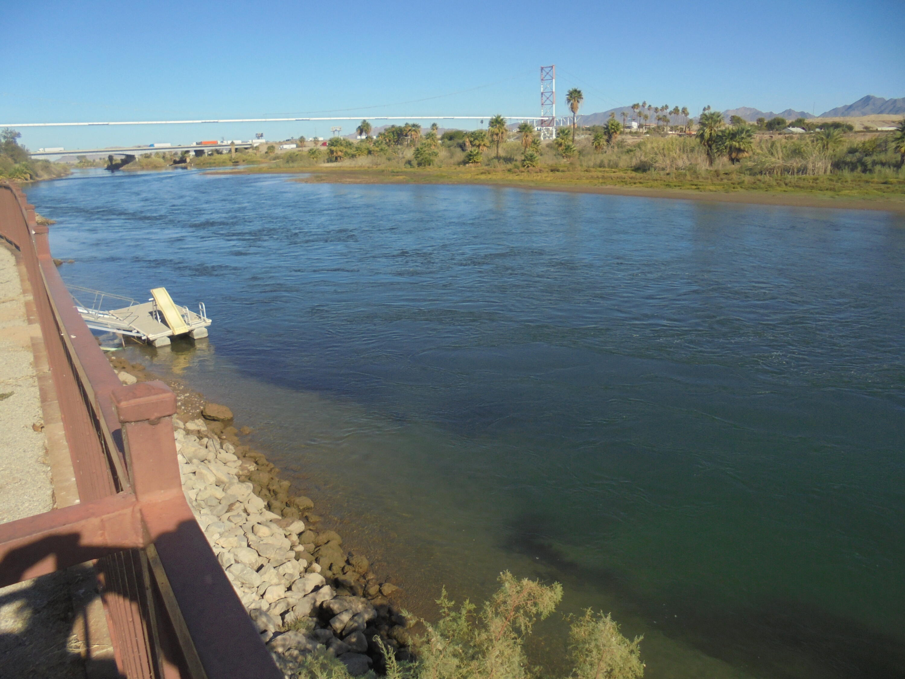 654 Riviera Drive Blythe, CA 92225 - Photo 9 of 39 a view of an ocean and beach