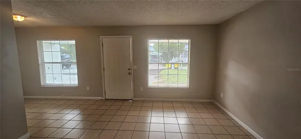 $1,195 | 333 South Osceola Street, DeLand, FL 32724
