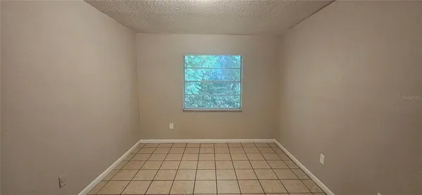 $1,195 | 333 South Osceola Street, DeLand, FL 32724