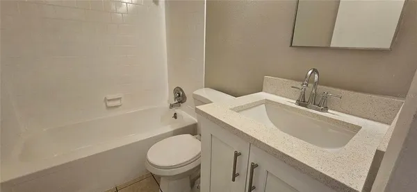 $1,195 | 333 South Osceola Street, DeLand, FL 32724