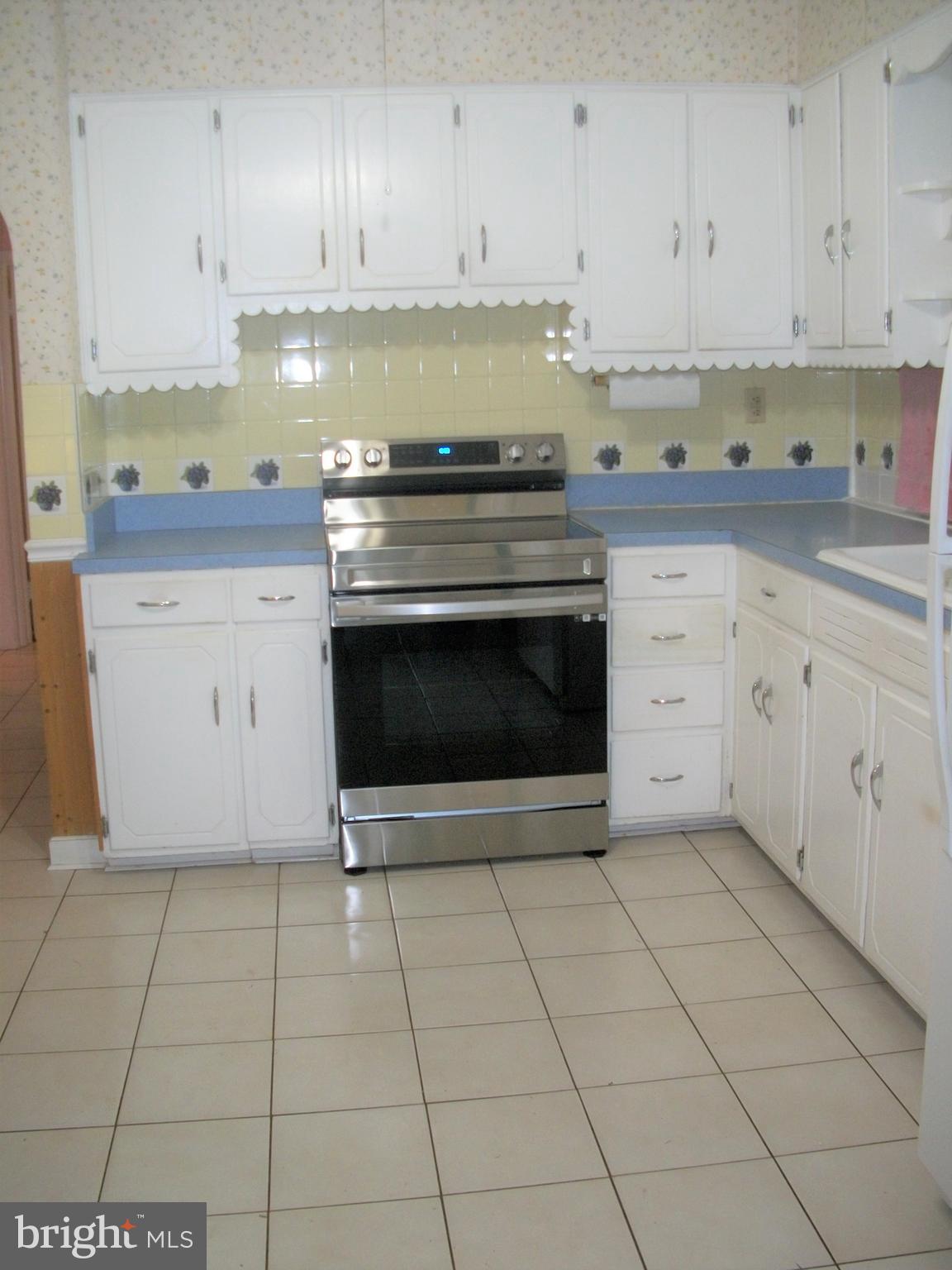 2012 White House Road Bel Air, MD 21015 - Photo 14 of 53 Kitchen