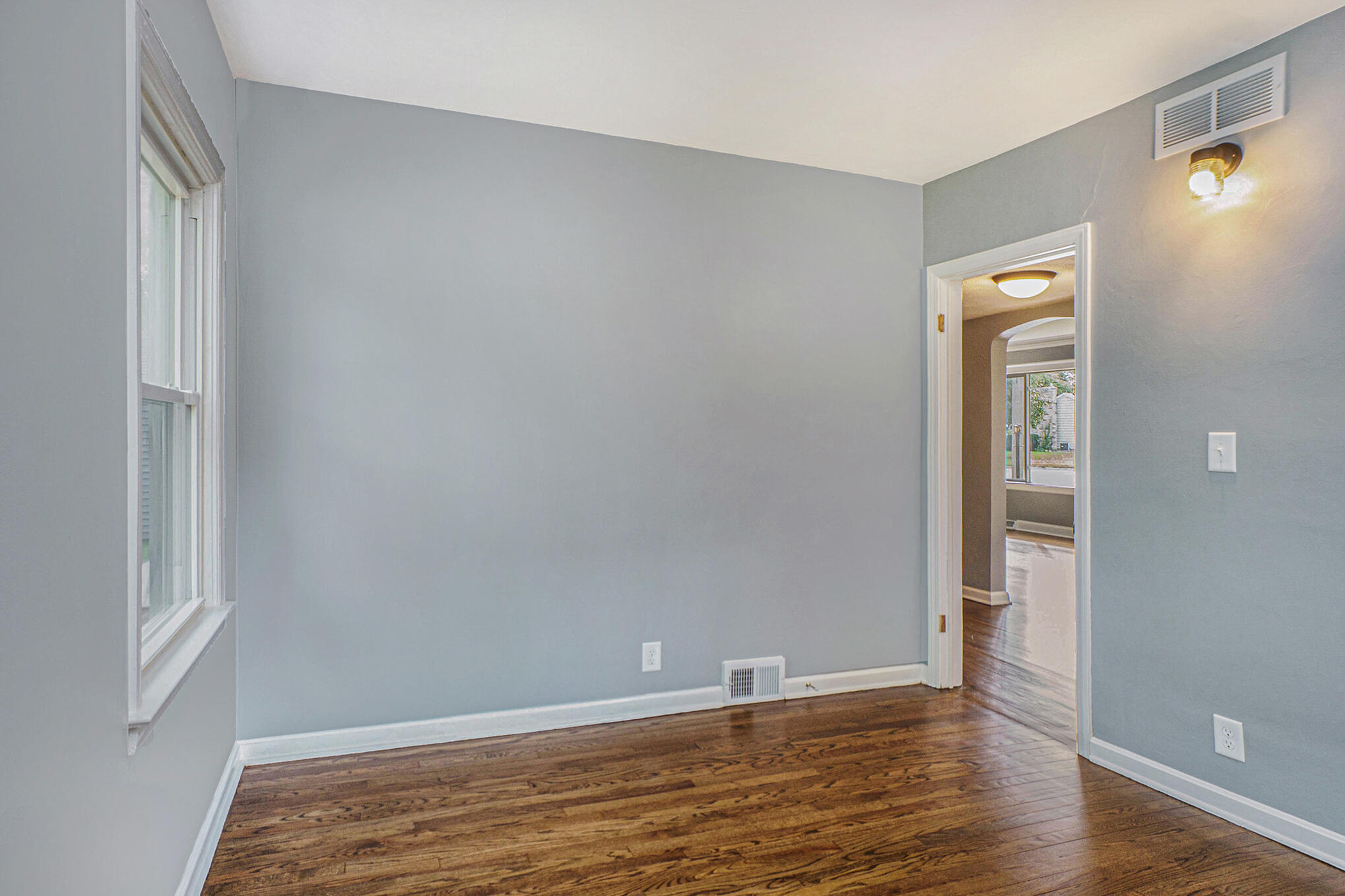 824 Nichols Road Kalamazoo, MI 49006 - Photo 13 of 20 DSC05579