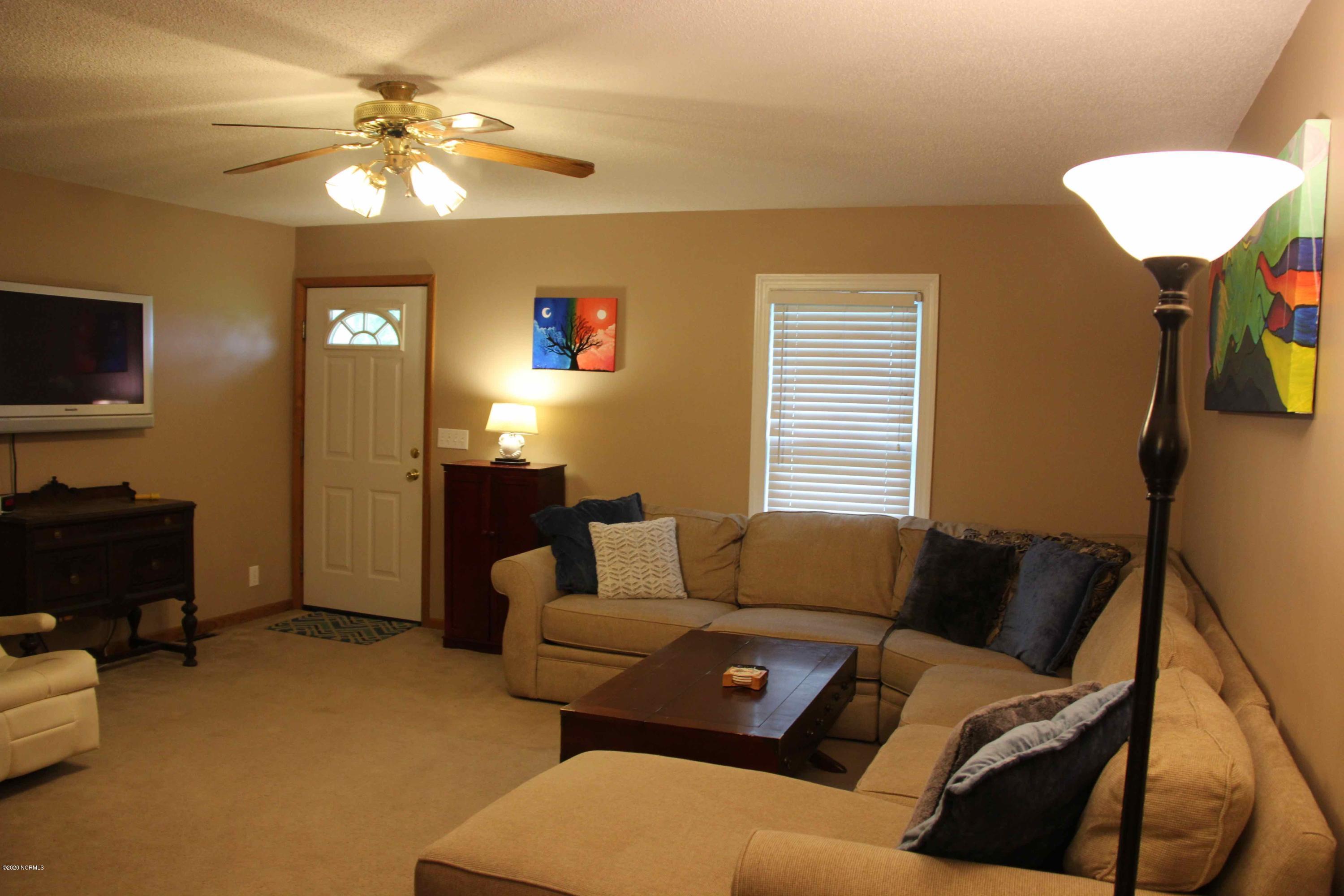 5036 Mill Branch Road Northwest Ash, NC 28420 - Photo 16 of 31 Living Room3