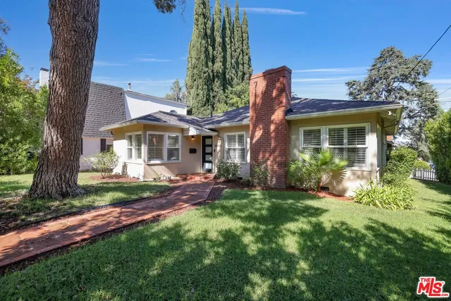 $1,349,000 | 14405 Valley Vista Boulevard, Sherman Oaks, CA 91423