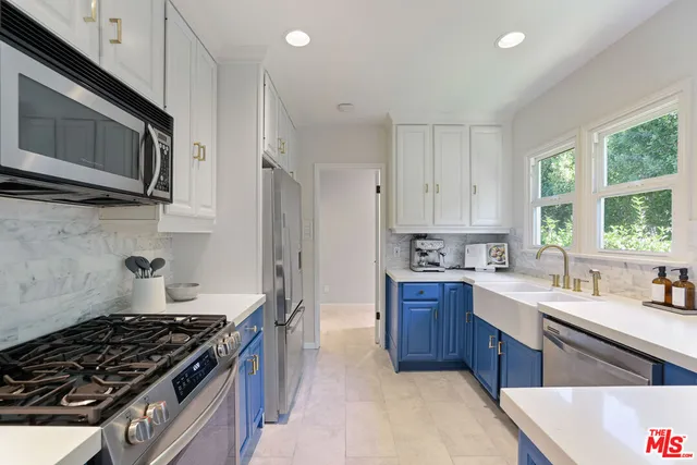 $1,349,000 | 14405 Valley Vista Boulevard, Sherman Oaks, CA 91423