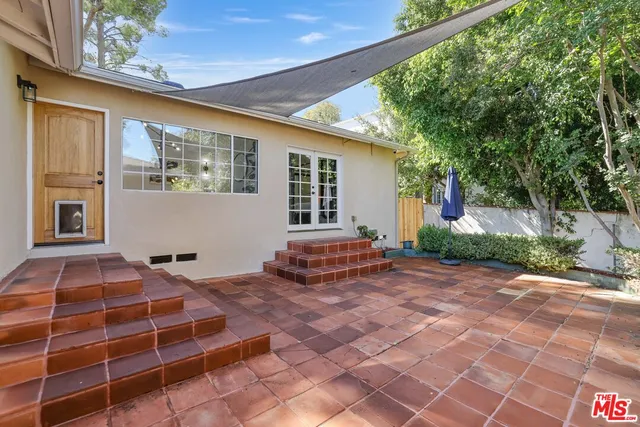 $1,349,000 | 14405 Valley Vista Boulevard, Sherman Oaks, CA 91423