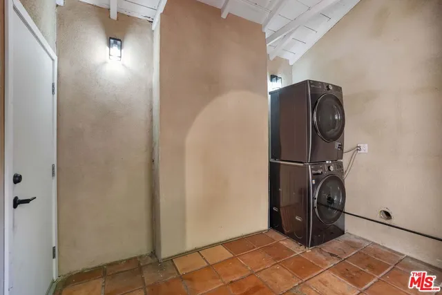 $1,349,000 | 14405 Valley Vista Boulevard, Sherman Oaks, CA 91423