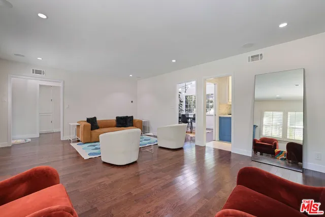 $1,349,000 | 14405 Valley Vista Boulevard, Sherman Oaks, CA 91423