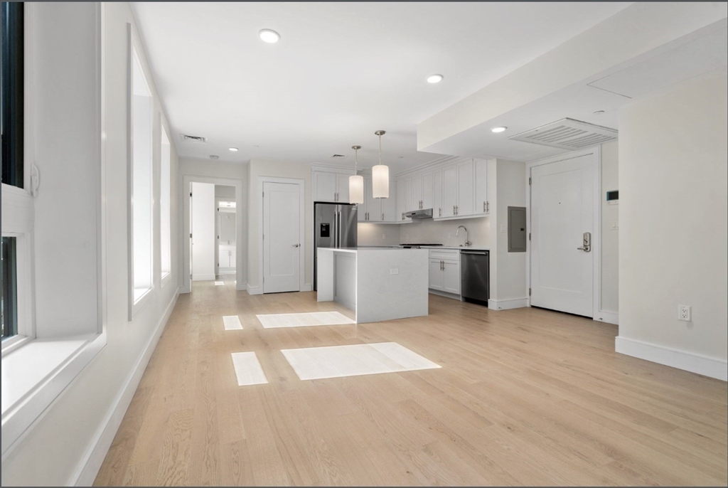 301 Border Street, Unit 303 Boston, MA 02128 - Photo 2 of 24